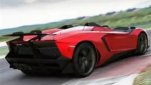 姜潮公布爱妻麦迪娜喜怀二胎，全家福温馨亮相