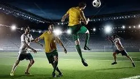 “诺丁汉森林与曼联瞄准尤文中场道格拉斯”