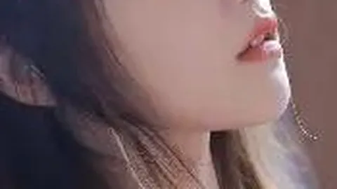 沈梦辰致敬叶珂模仿秀：天生自在，自信释然，笑中带泪跪地狂欢