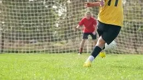 决战CBA杯淘汰赛！备战攻略全解析，一触即发，全力以赴！🔥💪